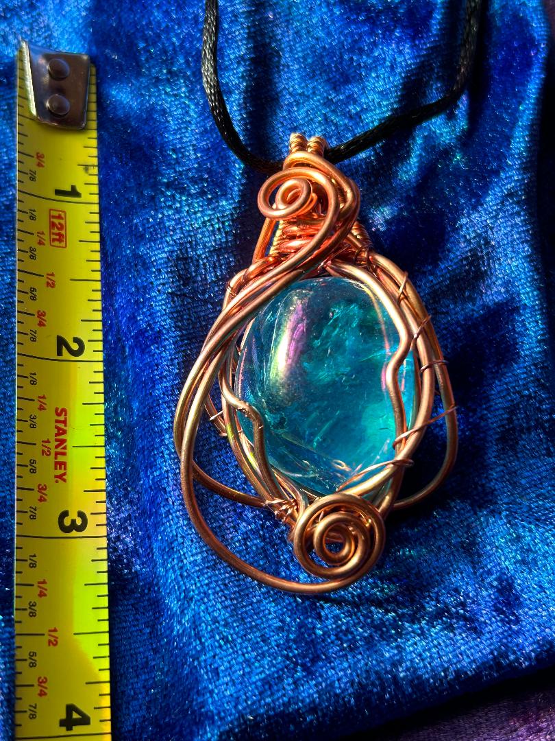 mount shasta Aqua Aura pendant